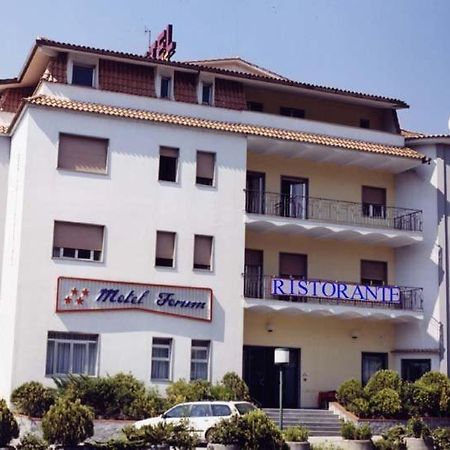 Motel Forum Polla Exterior foto